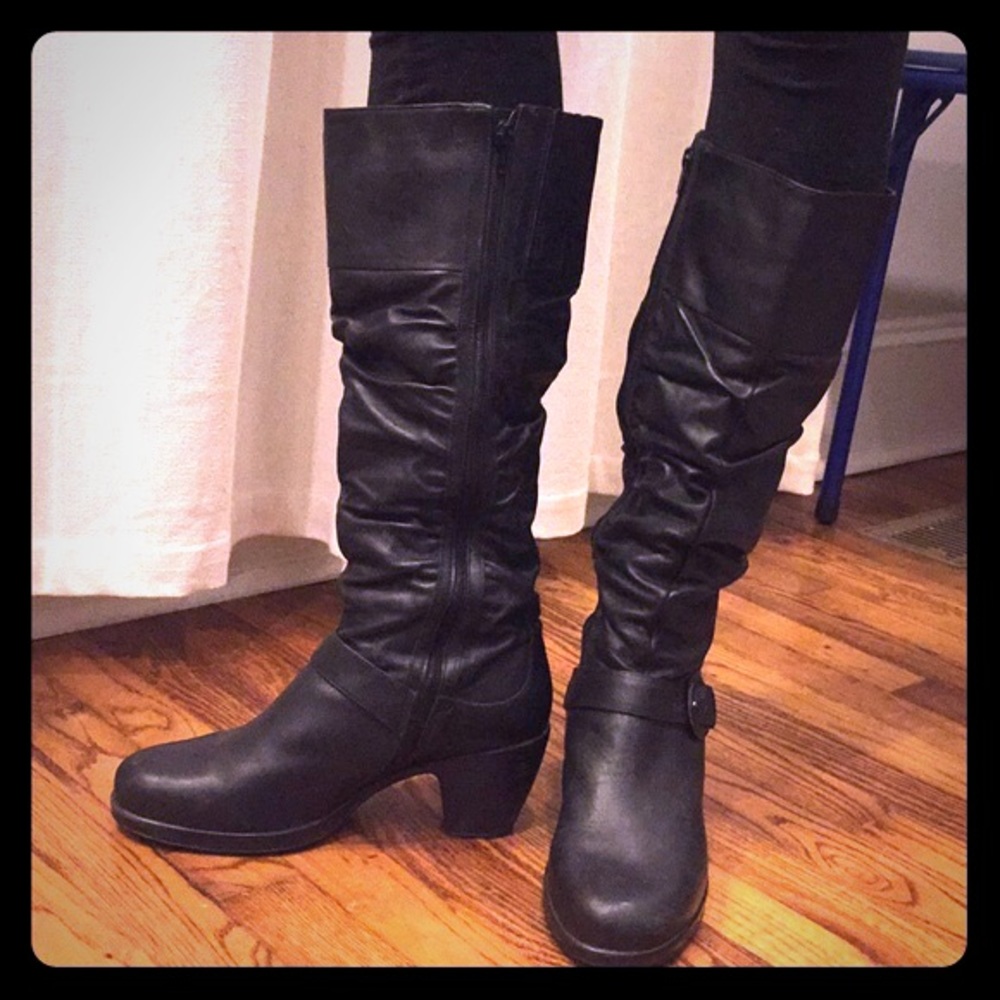 Dansko boots very lightly worn, Exc Condition $239